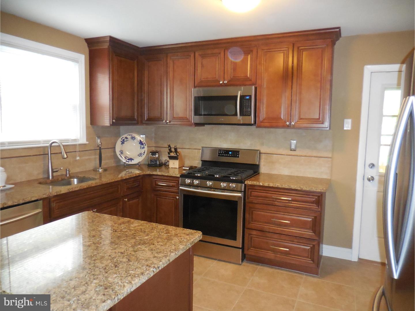 2972 Kanes Road Willow Grove, PA 19090 - Photo 9 of 25 Gallery Image 9