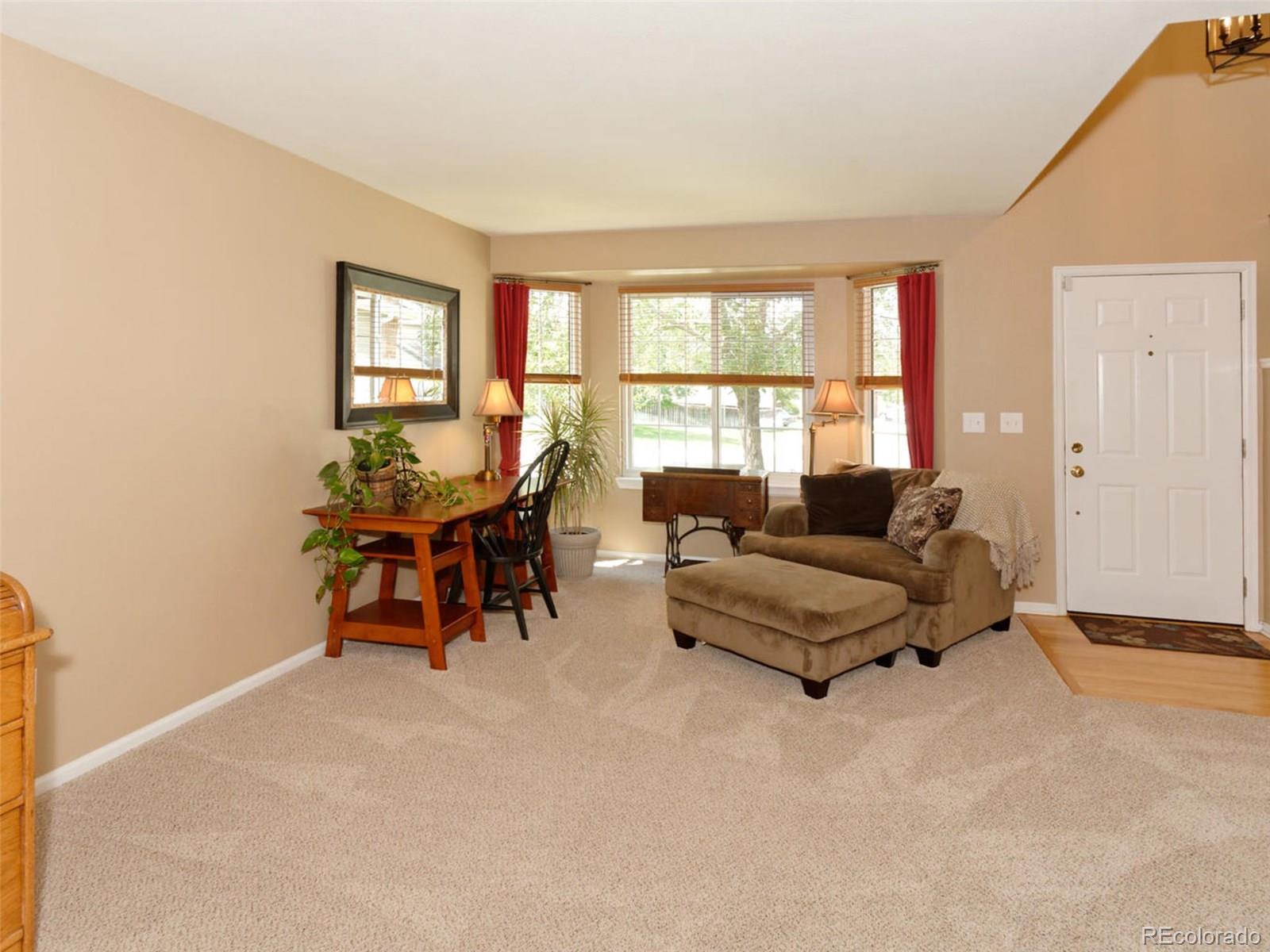10216 Silver Maple Circle Highlands Ranch, CO 80129 - Photo 12 of 35 Gallery Image 12