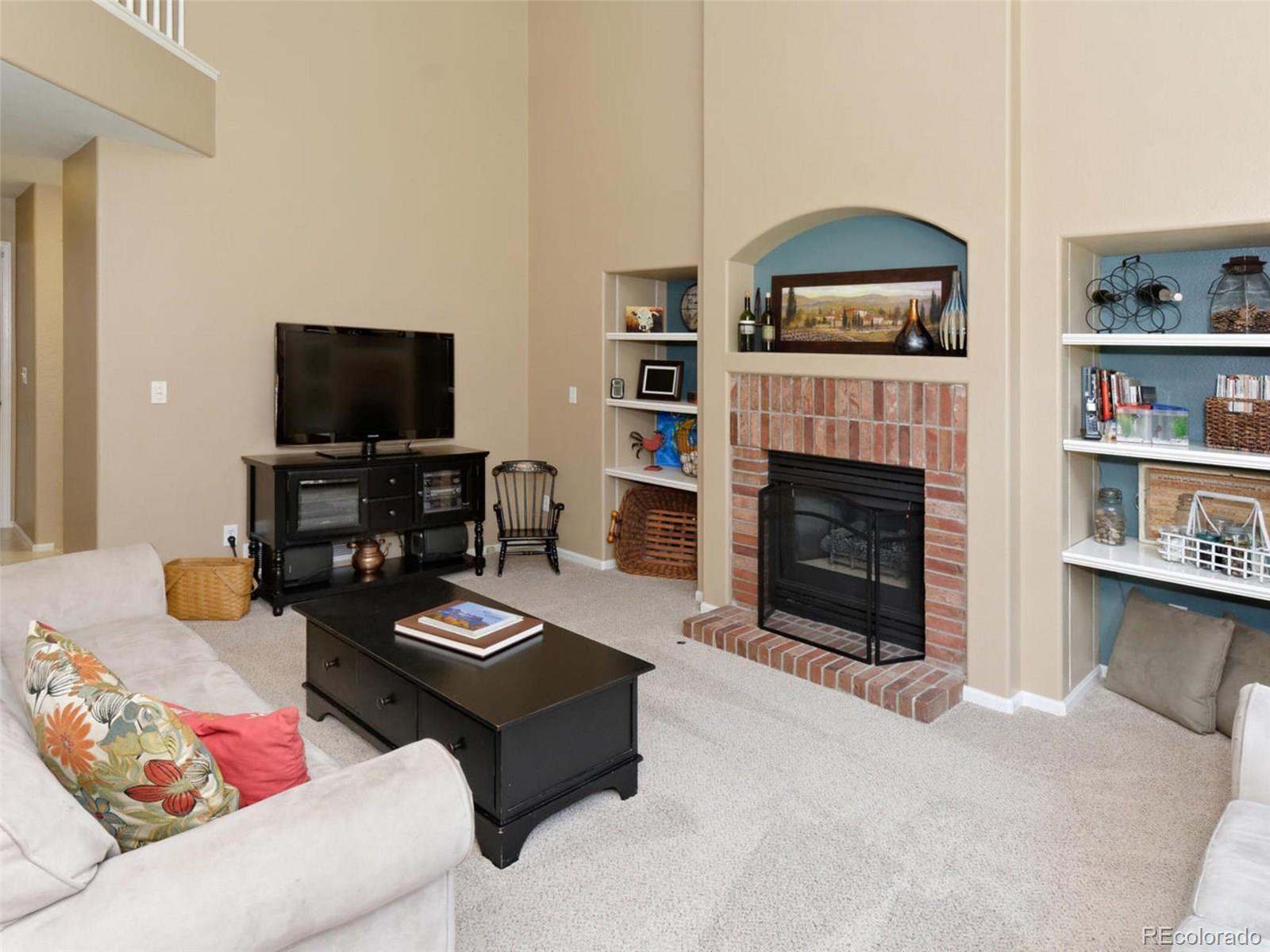 10216 Silver Maple Circle Highlands Ranch, CO 80129 - Photo 3 of 35 Gallery Image 3