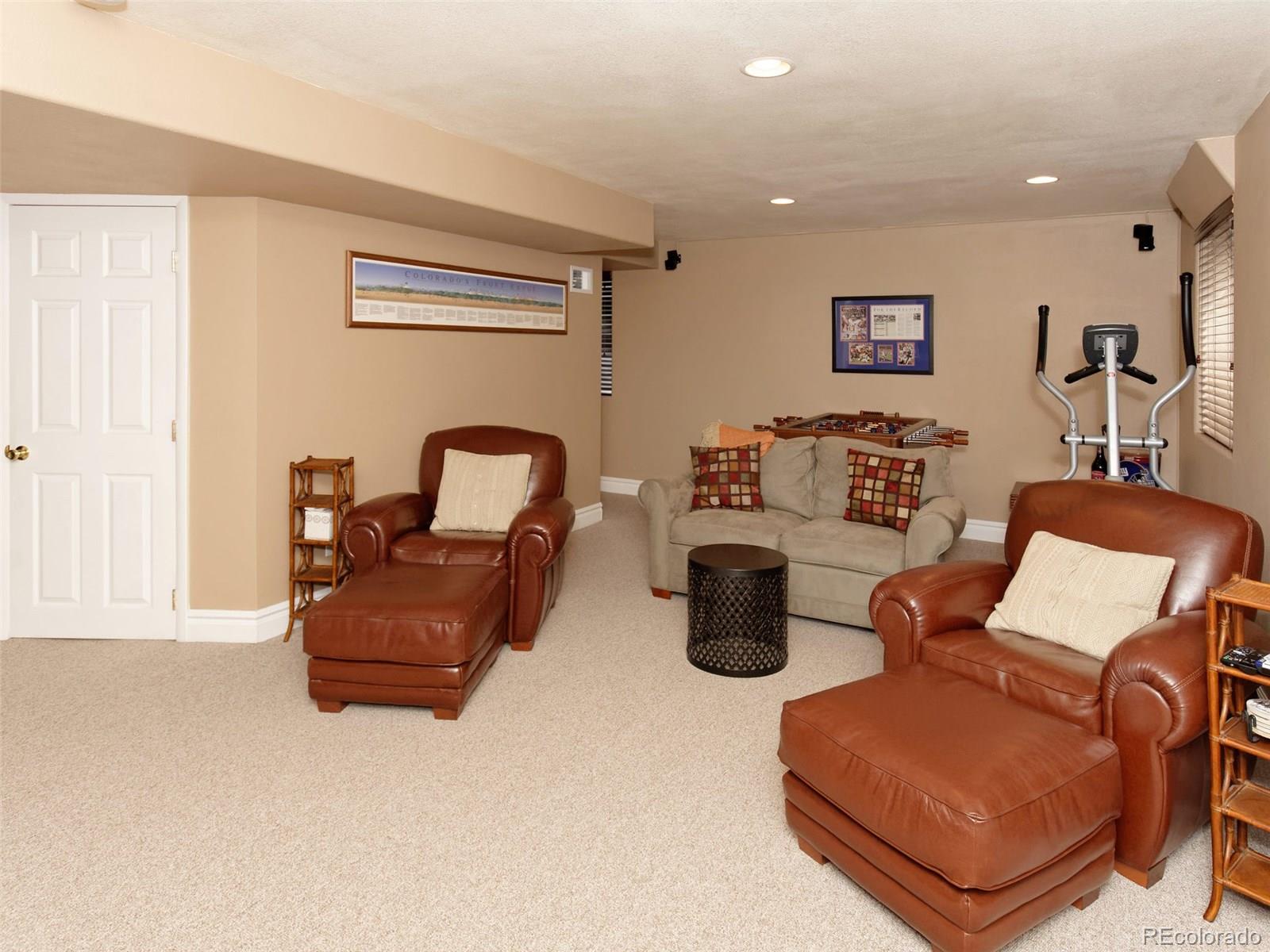 10216 Silver Maple Circle Highlands Ranch, CO 80129 - Photo 33 of 35 Gallery Image 33