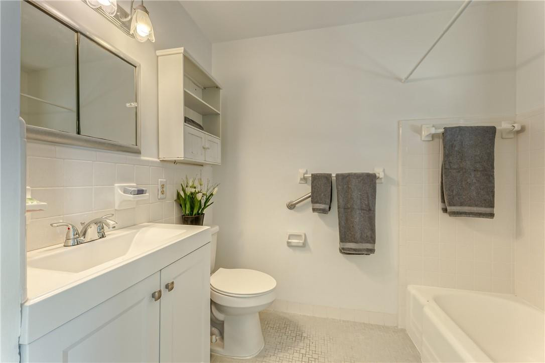 11 Southwest 4th Avenue, Unit 34 Boca Raton, FL 33432 - Photo 36 of 47 Photo 36