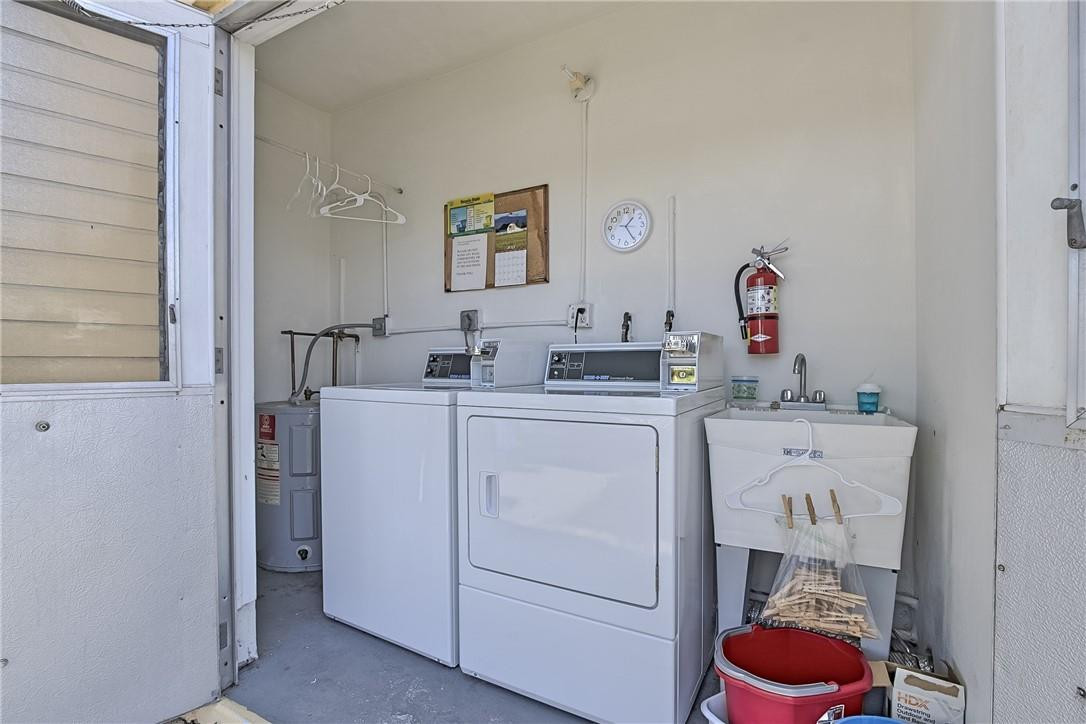 11 Southwest 4th Avenue, Unit 34 Boca Raton, FL 33432 - Photo 47 of 47 Laundry