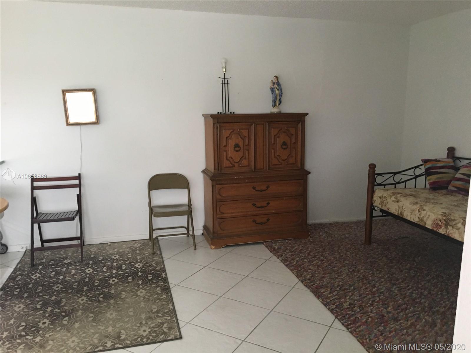 252 Fanshaw F, Unit 252 Boca Raton, FL 33434 - Photo 3 of 8