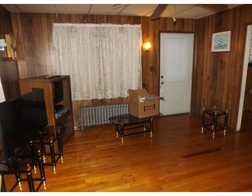 63 Upland Street Springfield, MA 01104 - Photo 5 of 13