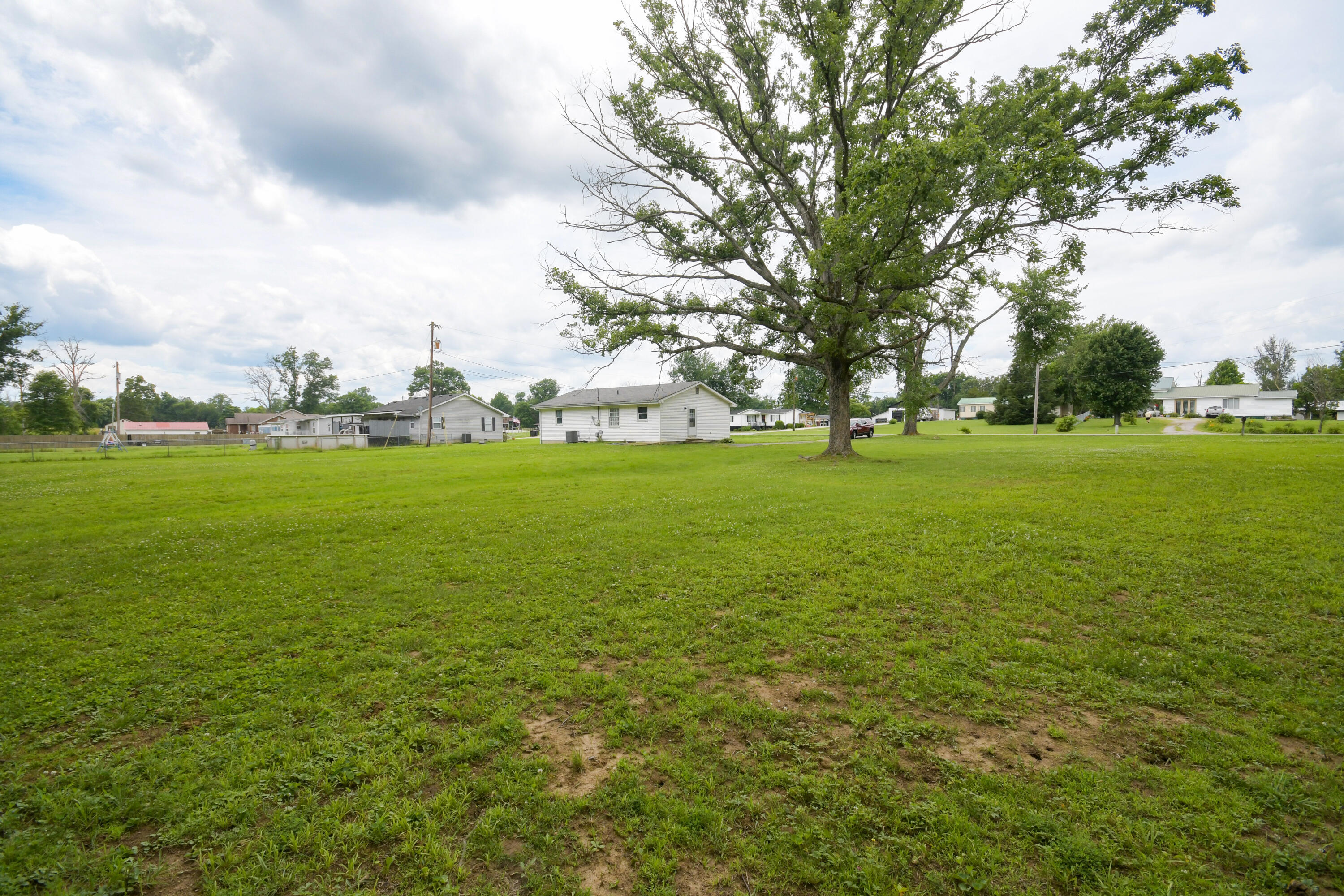 1735 Welch Road Jeffersonville, KY 40337 - Photo 30 of 32 Outside (10 of 12)