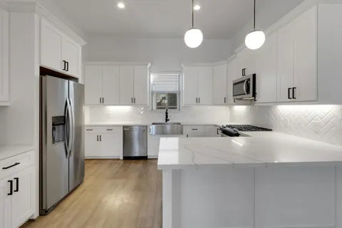 $430,000 | 1526 Chestnut Street, Houston, TX 77009