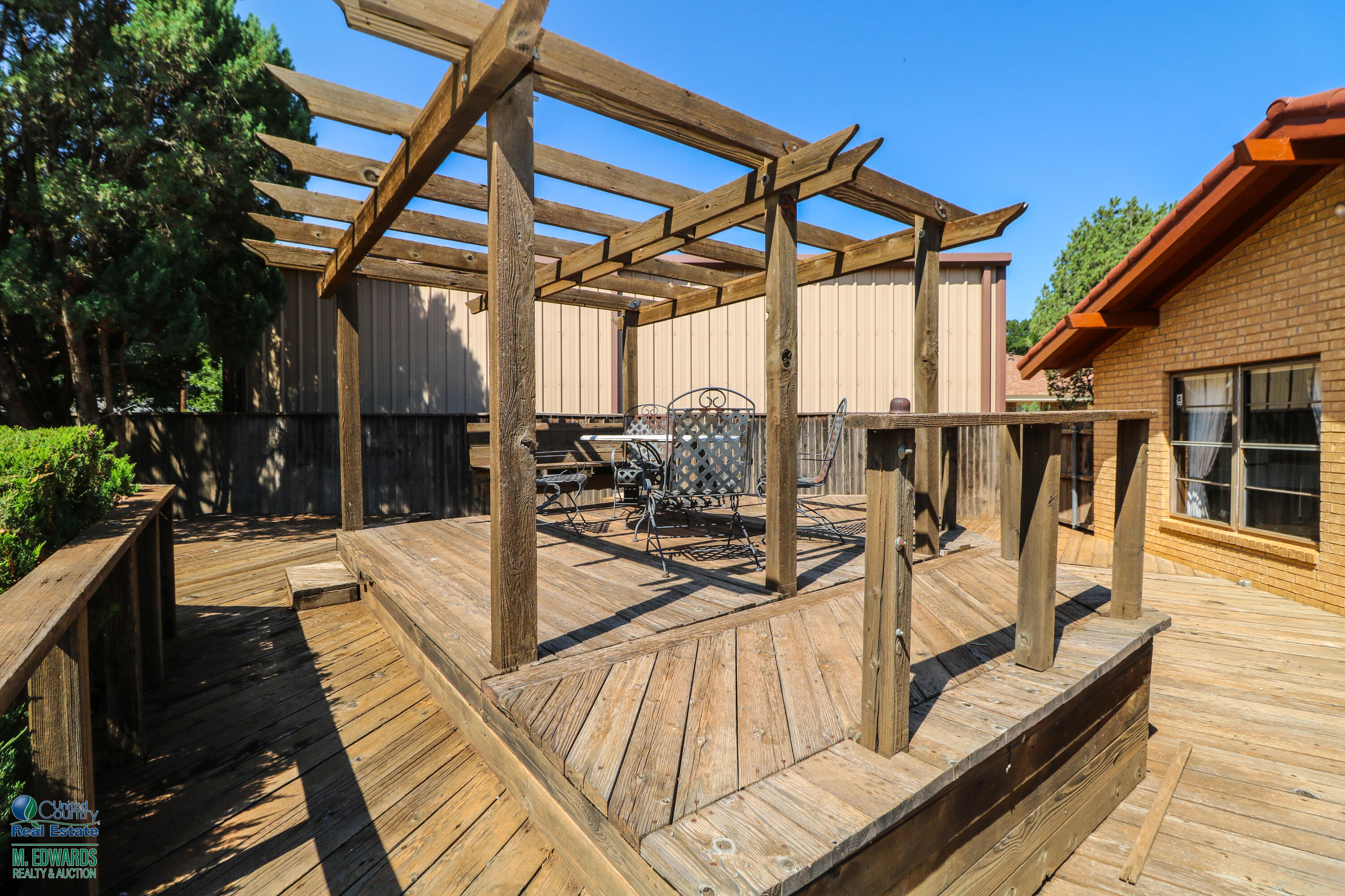 214 East 26th Street Littlefield, TX 79339 - Photo 25 of 28 Deck