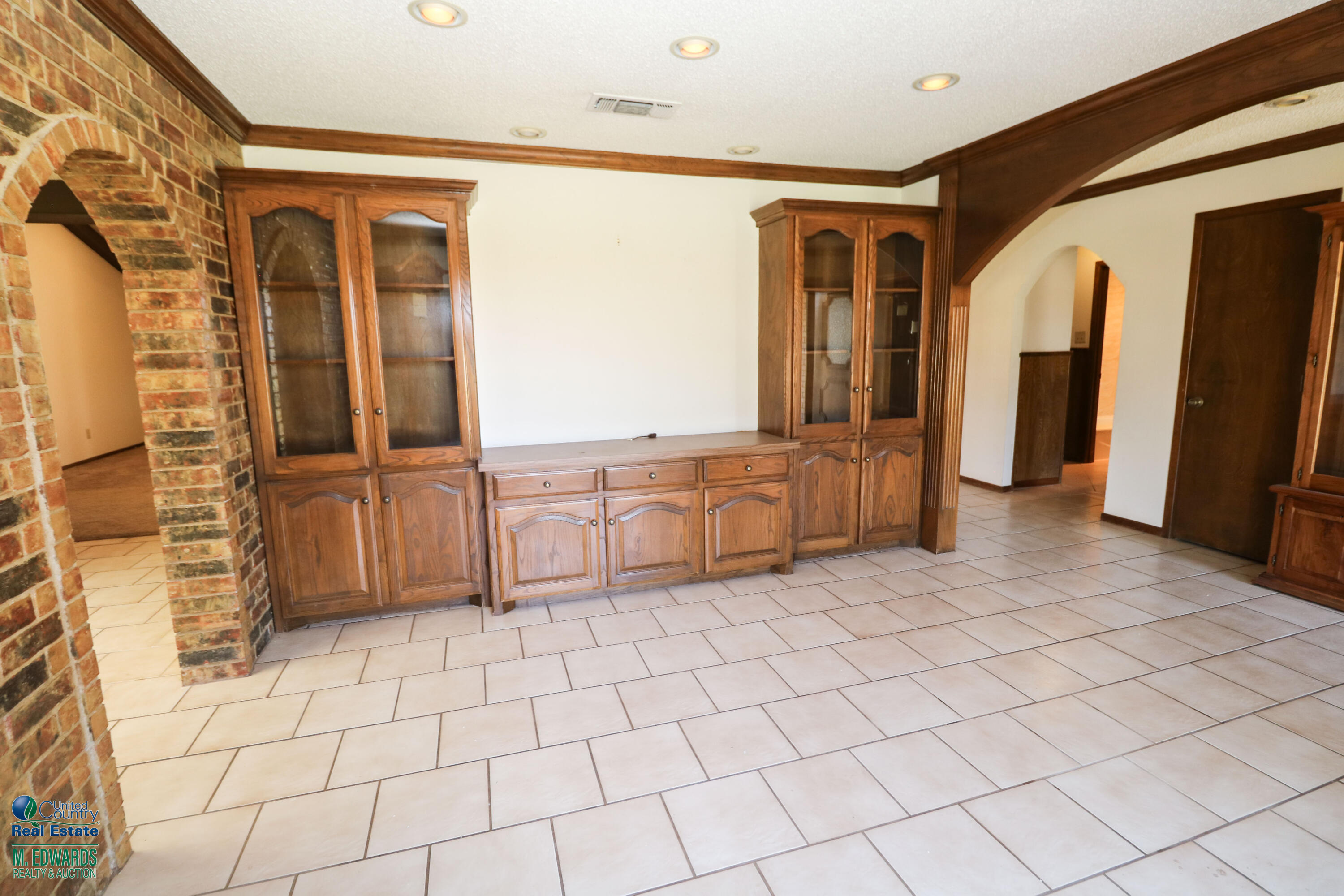 214 East 26th Street Littlefield, TX 79339 - Photo 5 of 28 Dining Room 2