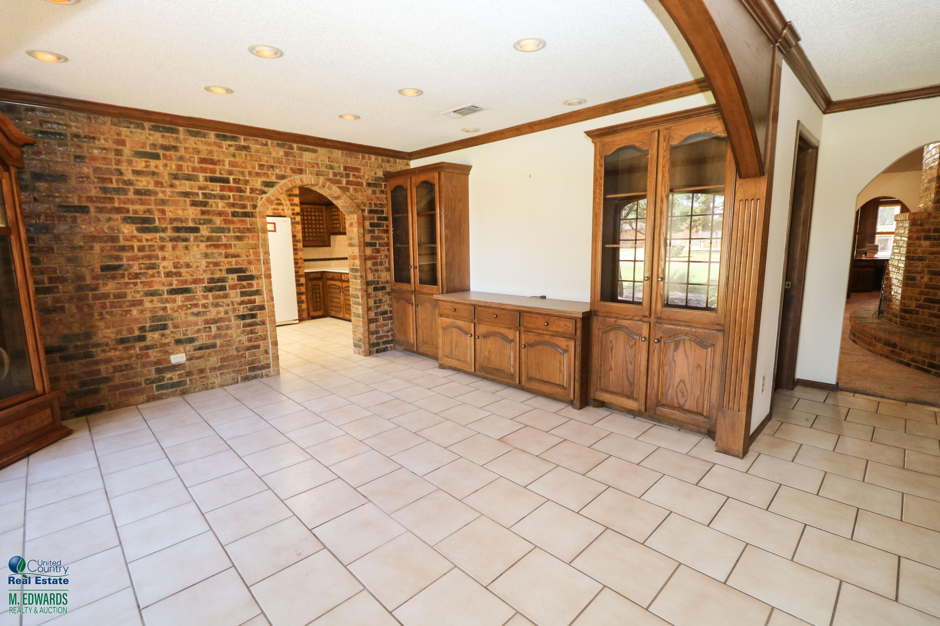 214 East 26th Street Littlefield, TX 79339 - Photo 6 of 28 Dining Room 1