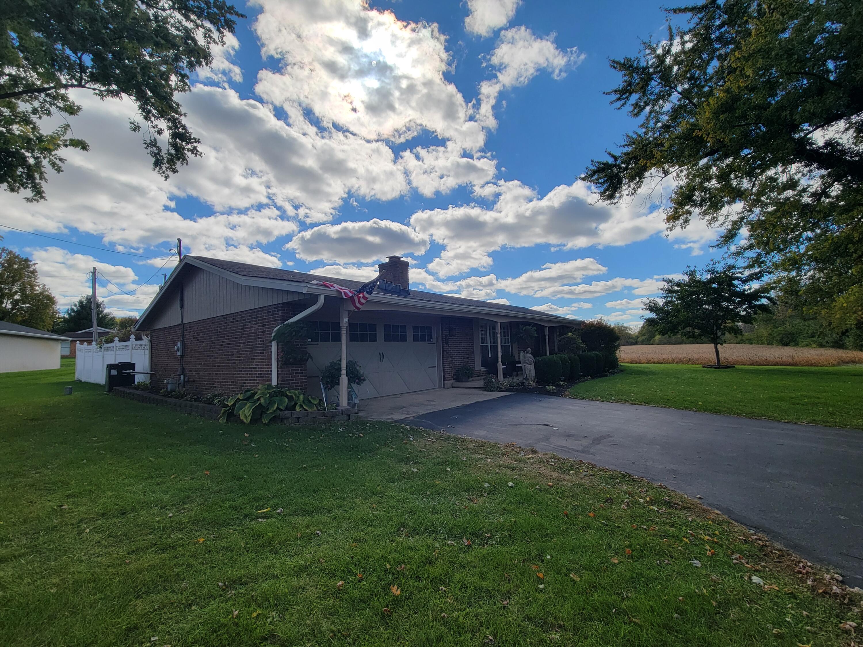 2887 Dayton Springfield Road Springfield, OH 45506 - Photo 5 of 43