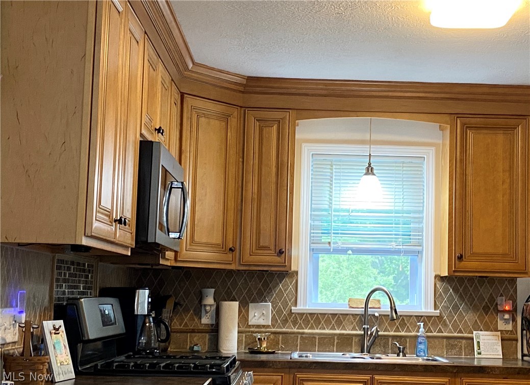 300 West Nimisila Road New Franklin, OH 44319 - Photo 10 of 28