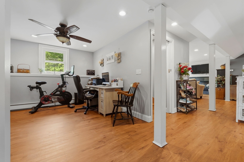 79 Martin Road Reading, MA 01867 - Photo 27 of 42