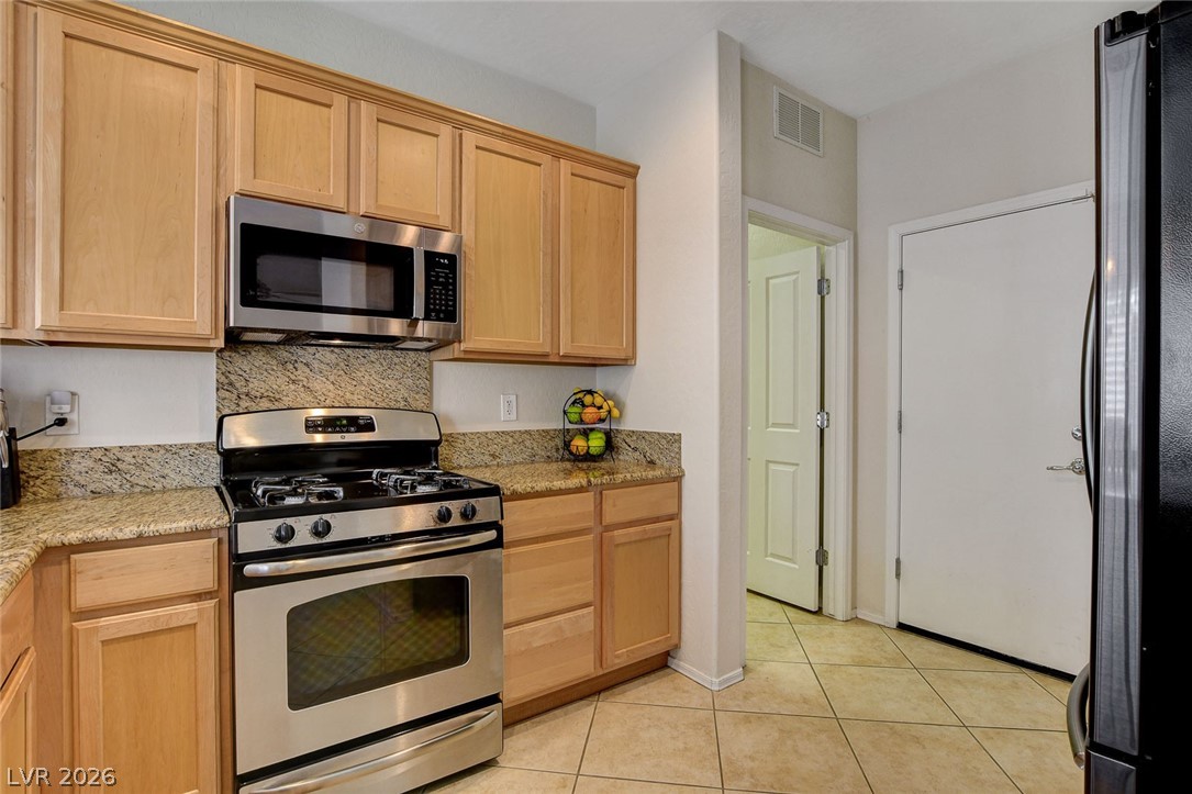 2401 Rue Royale Street Henderson, NV 89044 - Photo 12 of 34