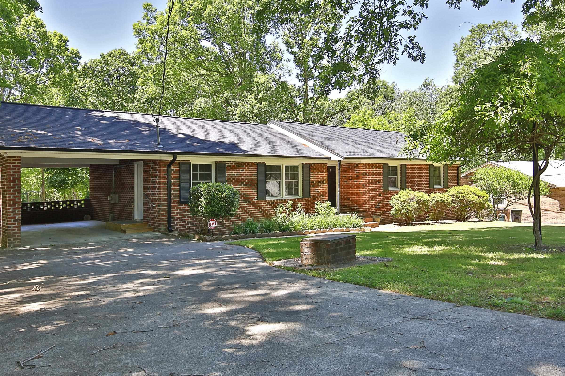 5515 Roslyn Road Durham, NC 27712 - Photo 1 of 38 Photo 1