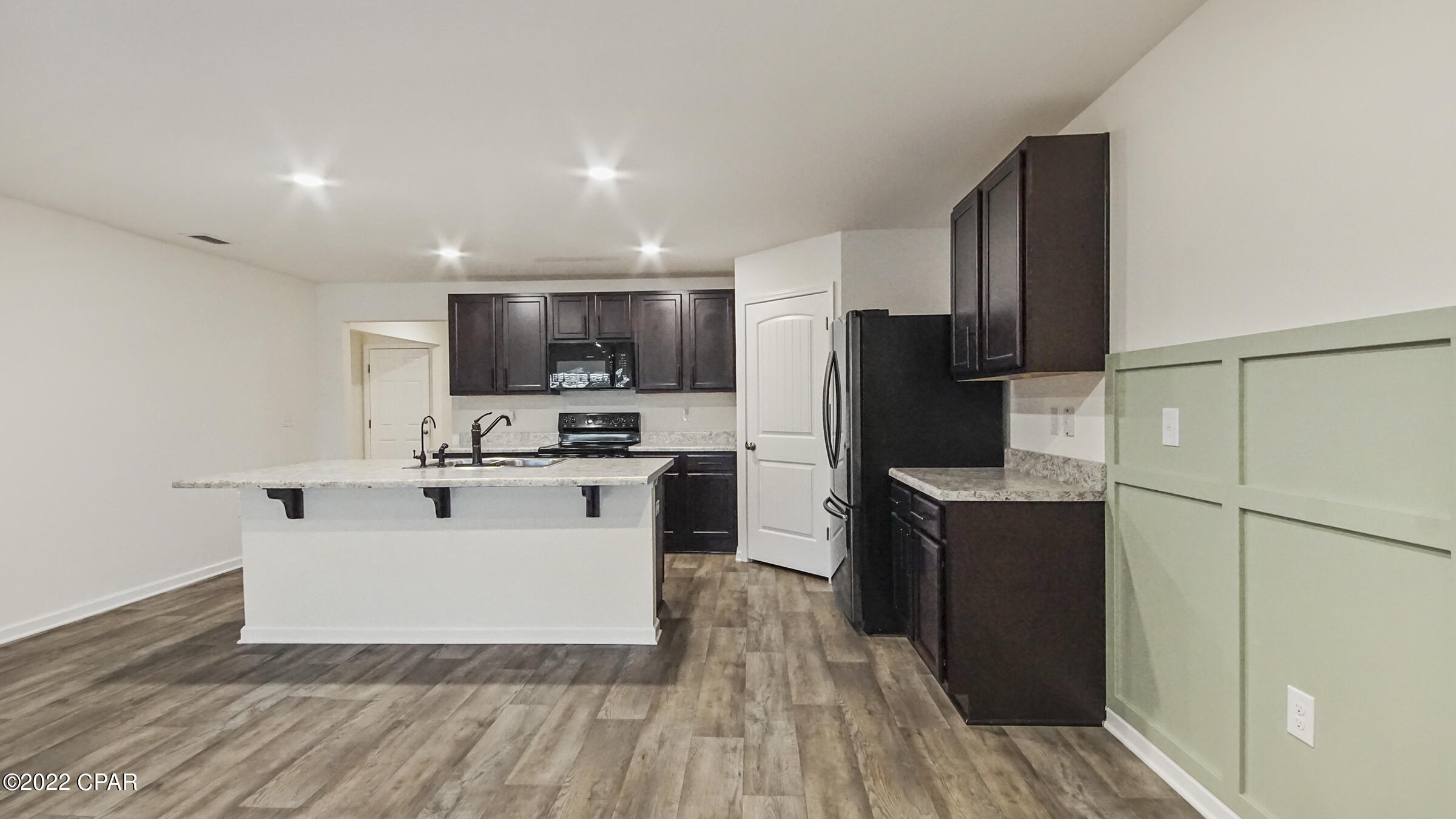 148 Merrion Road Southport, FL 32409 - Photo 11 of 42 Gallery Image 11