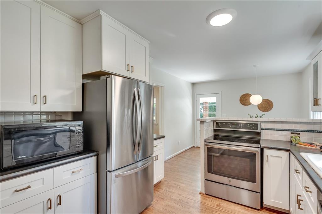 1275 Oak Grove Drive Decatur, GA 30033 - Photo 7 of 59 Gallery Image 7