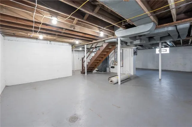 a view of empty room