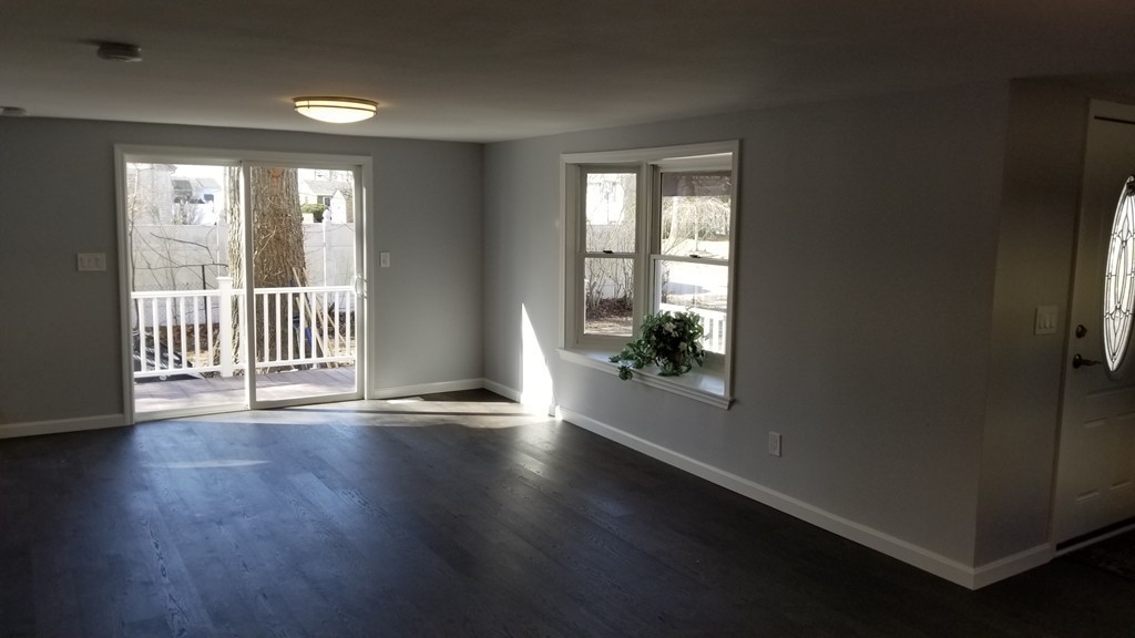 17 Hickory Road Norton, MA 02766 - Photo 9 of 29 Gallery Image 9