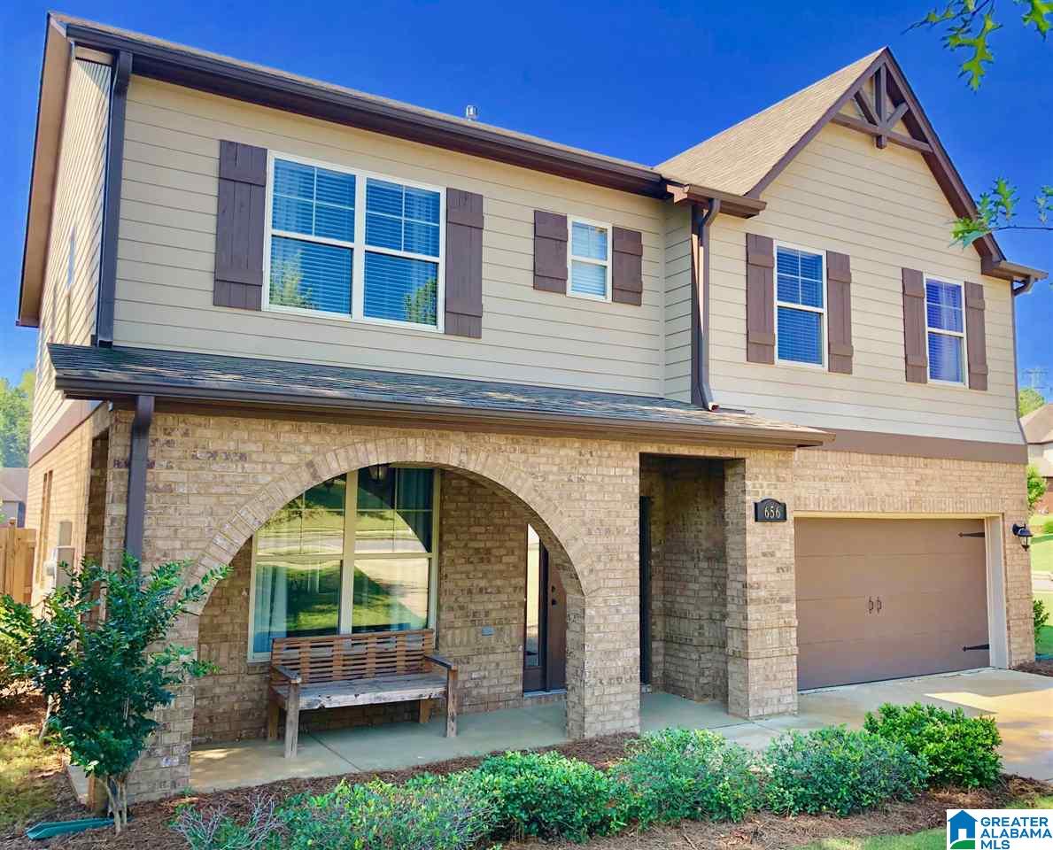 656 Southern Trace Parkway Leeds, AL 35094 - Photo 2 of 39
