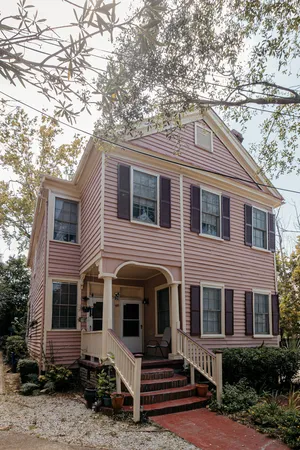 $2,425 | 139 Alexander Street, Charleston, SC 29403