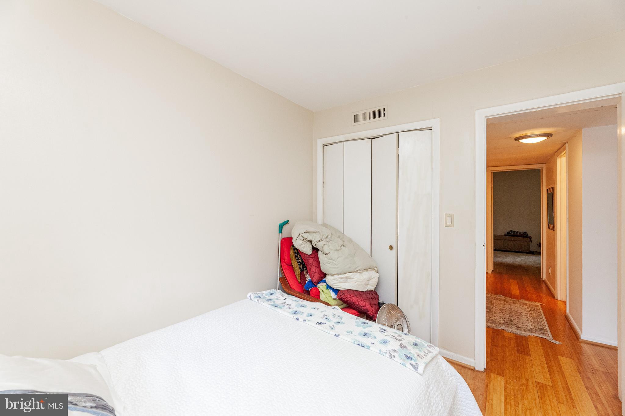 1663 Valencia Way Reston, VA 20190 - Photo 24 of 37