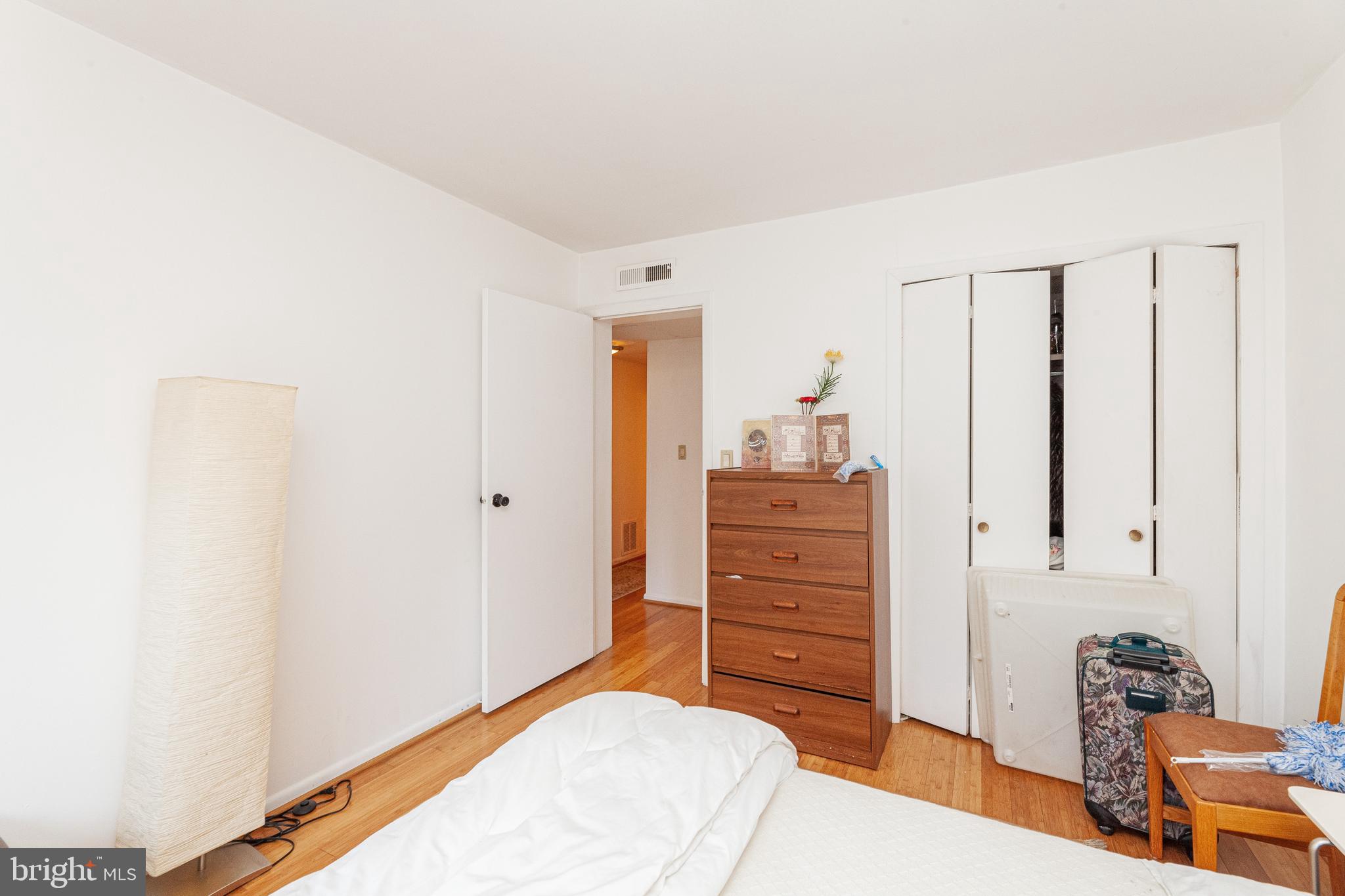 1663 Valencia Way Reston, VA 20190 - Photo 27 of 37