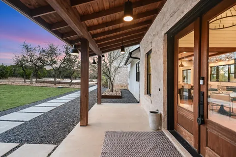 $2,297,000 | 6434 Mustang Valley Trail, Wimberley, TX 78676