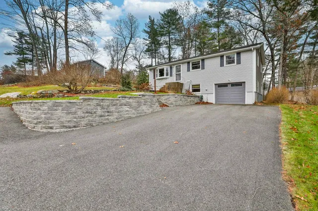 $475,000 | 15 Westray Drive, Nashua, NH 03062