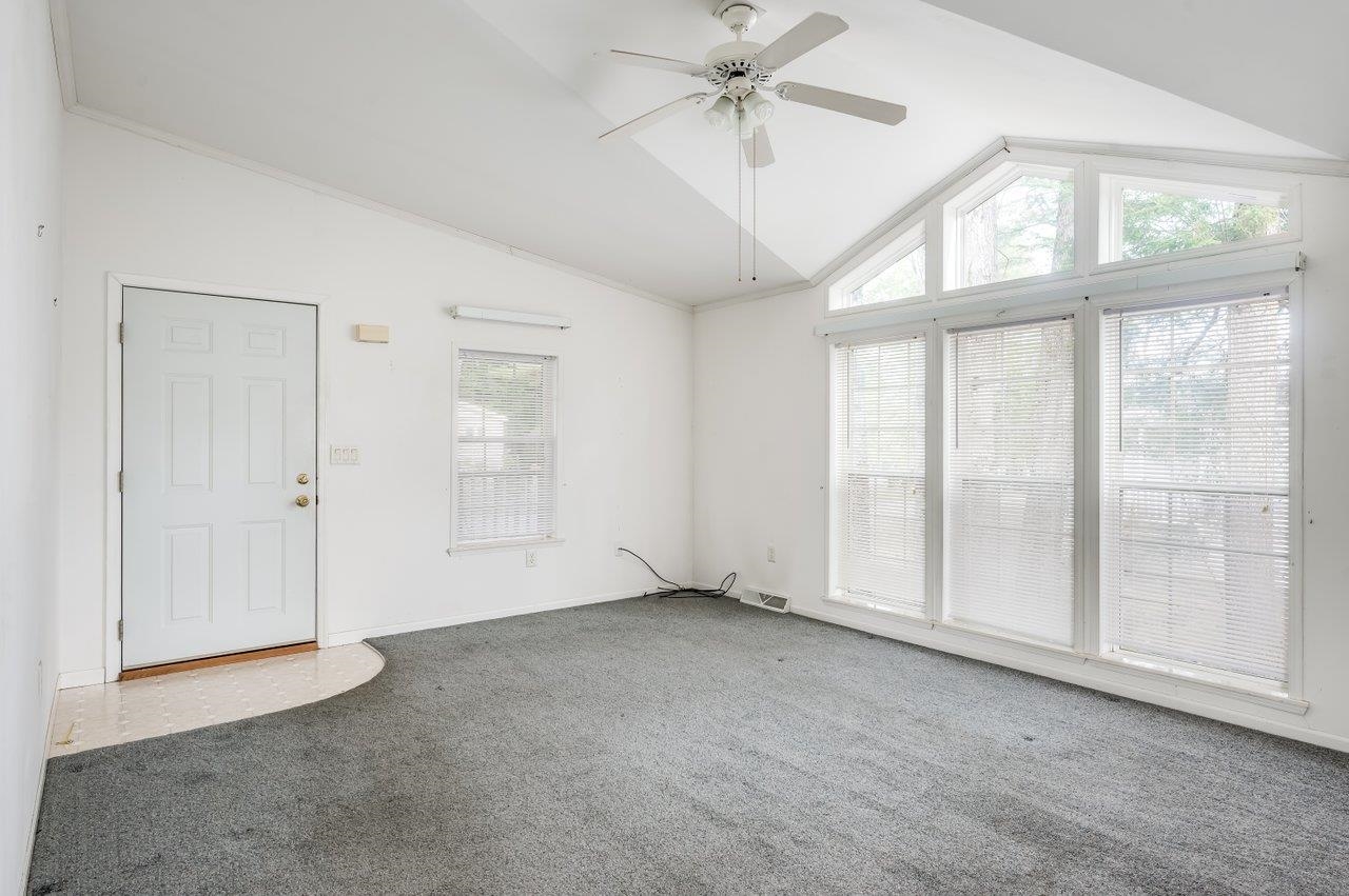 11 Diamondback Drive Rochester, NH 03868 - Photo 23 of 32