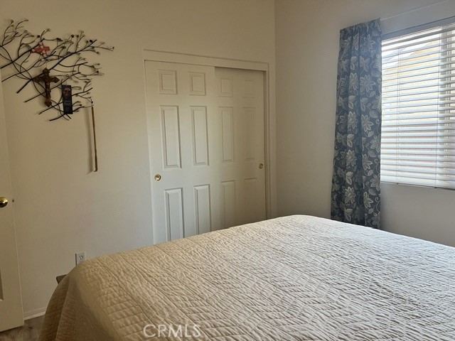 554 Weather Banning, CA 92220 - Photo 24 of 46 Closet Guest Bedroom