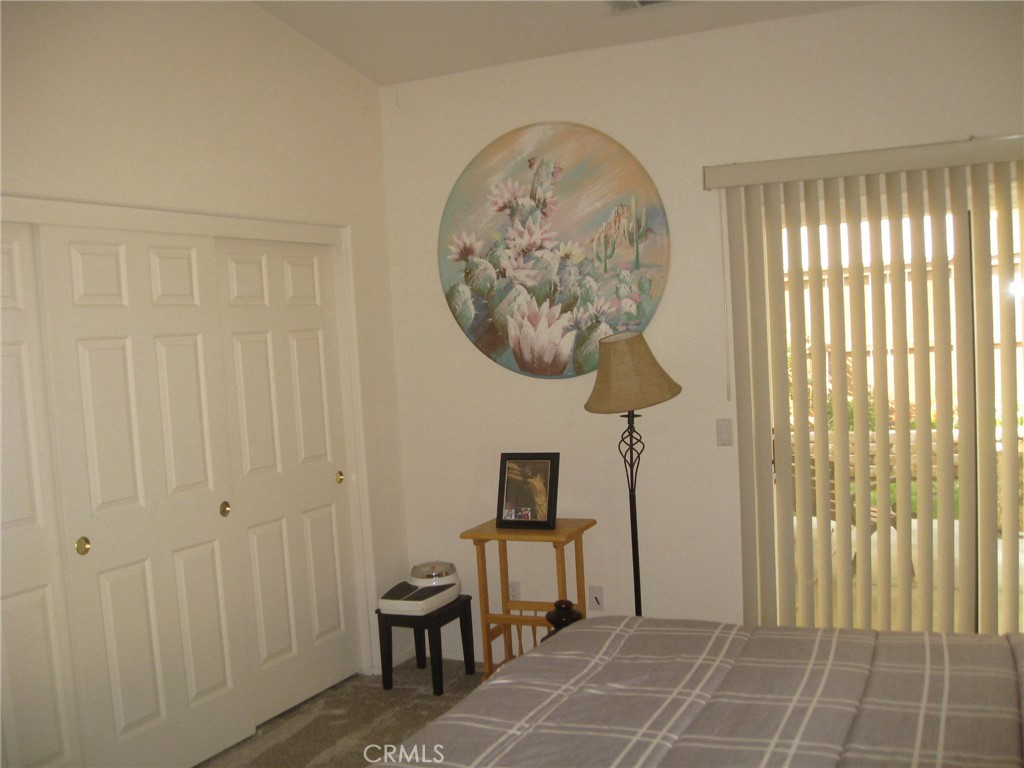 554 Weather Banning, CA 92220 - Photo 37 of 46 Wall to wall closet space