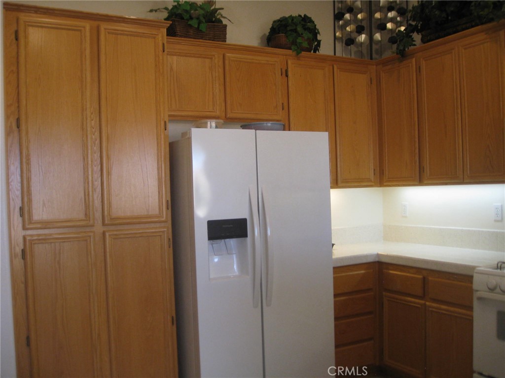 554 Weather Banning, CA 92220 - Photo 10 of 45