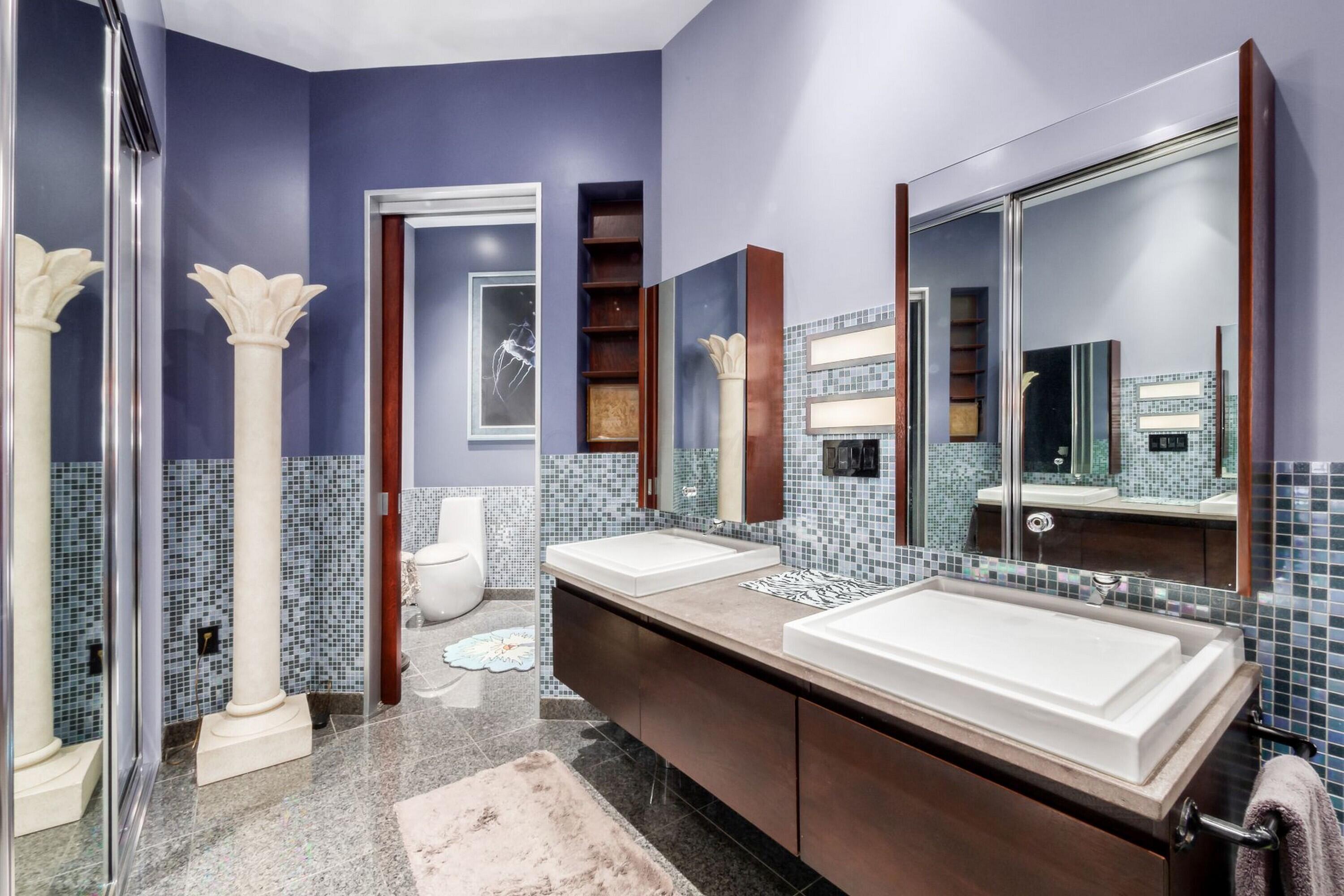 60 East Spring Street, Unit 601 Columbus, OH 43215 - Photo 21 of 42 Primary Suite Bath