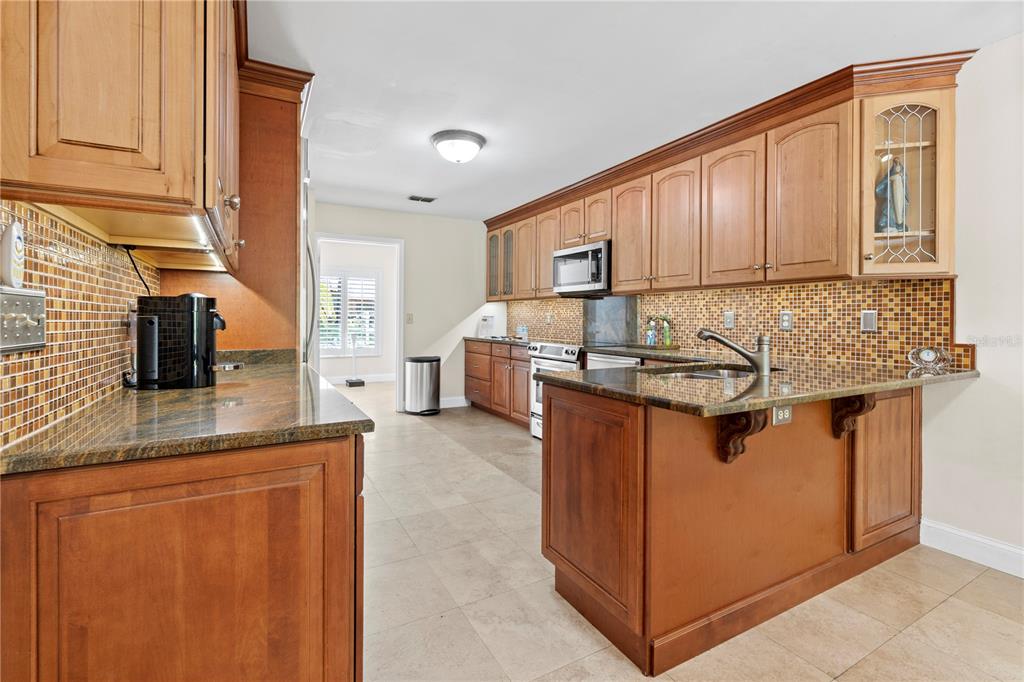 913 Red Fox Road Altamonte Springs, FL 32714 - Photo 9 of 33 Gallery Image 9