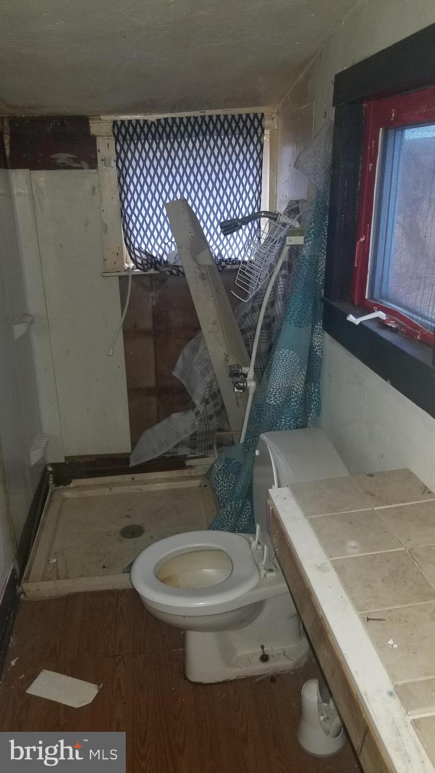 1429 Old Philadelphia Road Aberdeen, MD 21001 - Photo 8 of 11 Bathroom