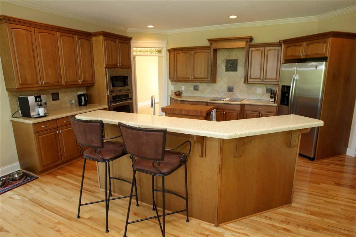 119 Cane Creek Harbor Road Seneca, SC 29672 - Photo 3 of 34