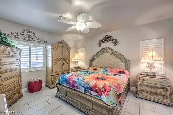 $2,395 | 7520 Barbie Avenue, Las Vegas, NV 89131