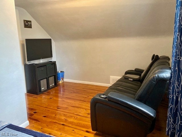 32212 Dickerson Road Willowick, OH 44095 - Photo 22 of 28 2nd floor bedroom