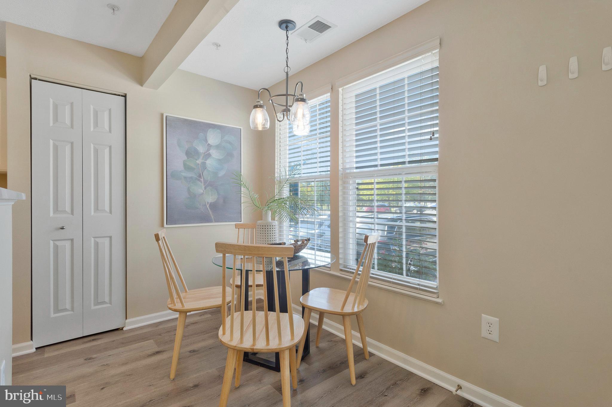 691 Winding Stream Way, Unit 104 Odenton, MD 21113 - Photo 12 of 33 Dining/Breakfast