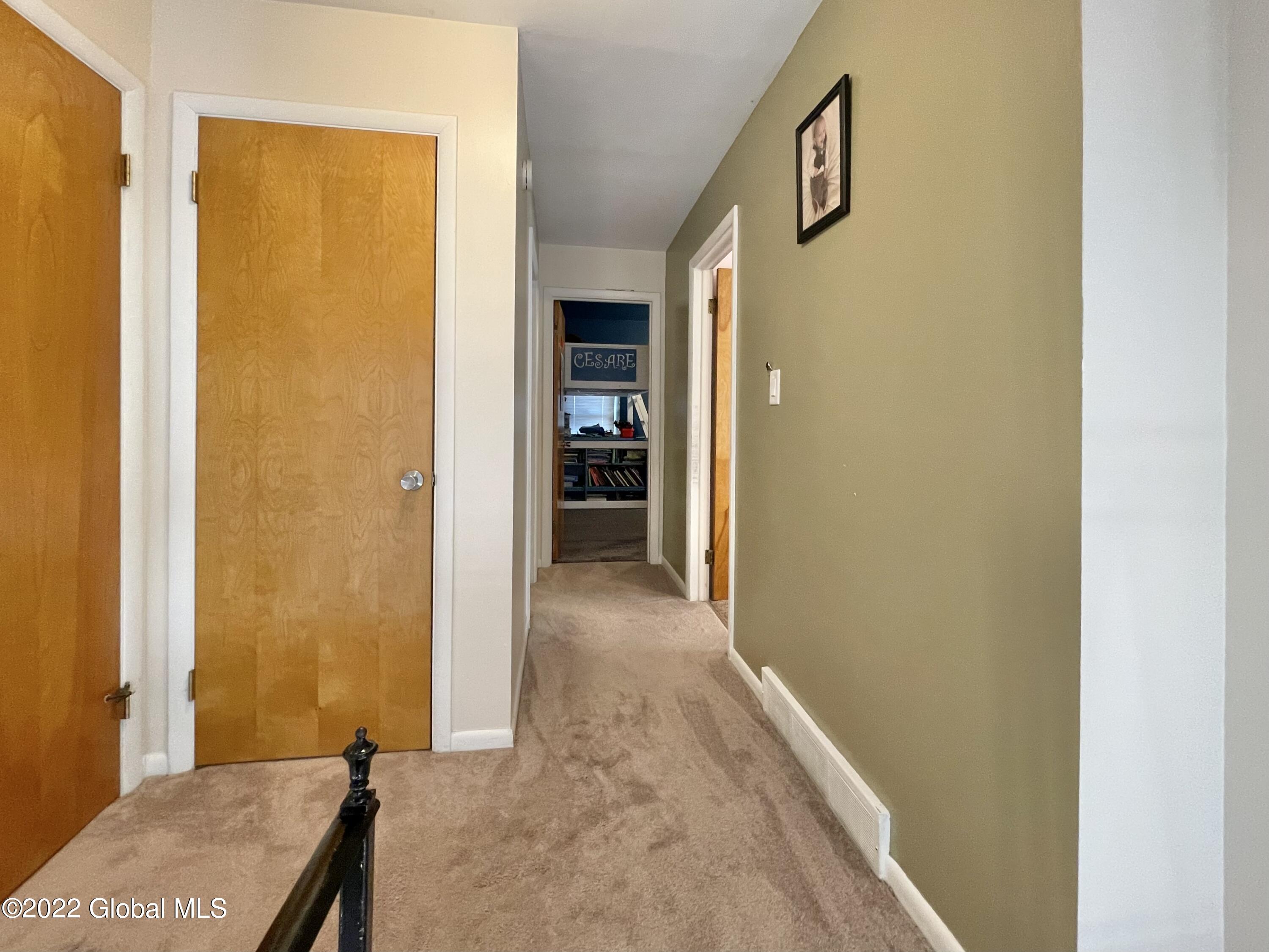 4215 Consaul Road Niskayuna, NY 12304 - Photo 17 of 42 Upper Level