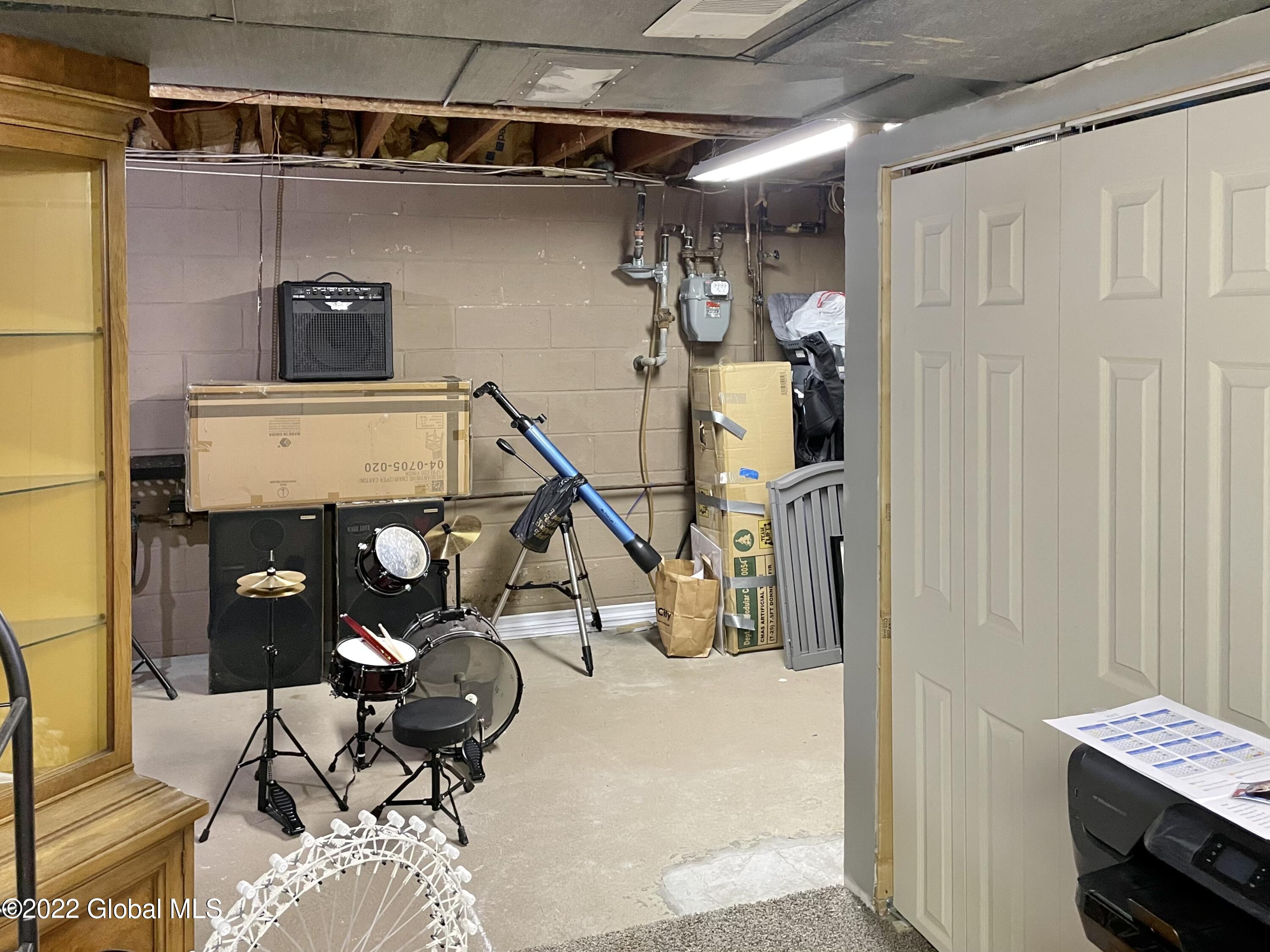 4215 Consaul Road Niskayuna, NY 12304 - Photo 28 of 42 Basement