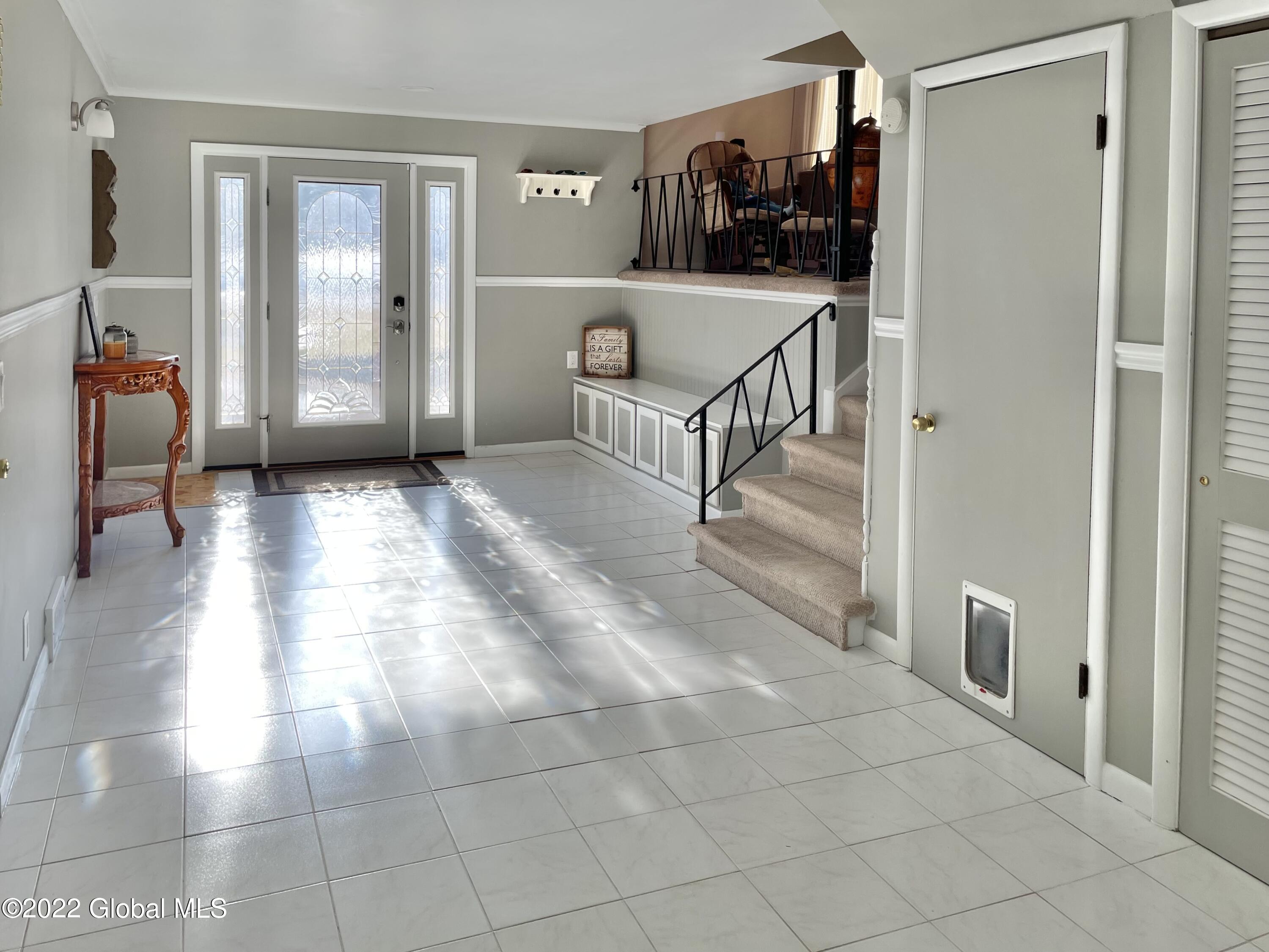 4215 Consaul Road Niskayuna, NY 12304 - Photo 3 of 42 Entrance Level