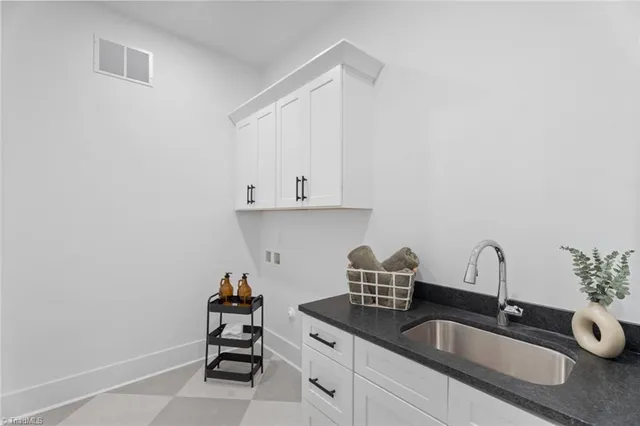 $1,248,000 | 7968 Boathouse Way, Stokesdale, NC 27357