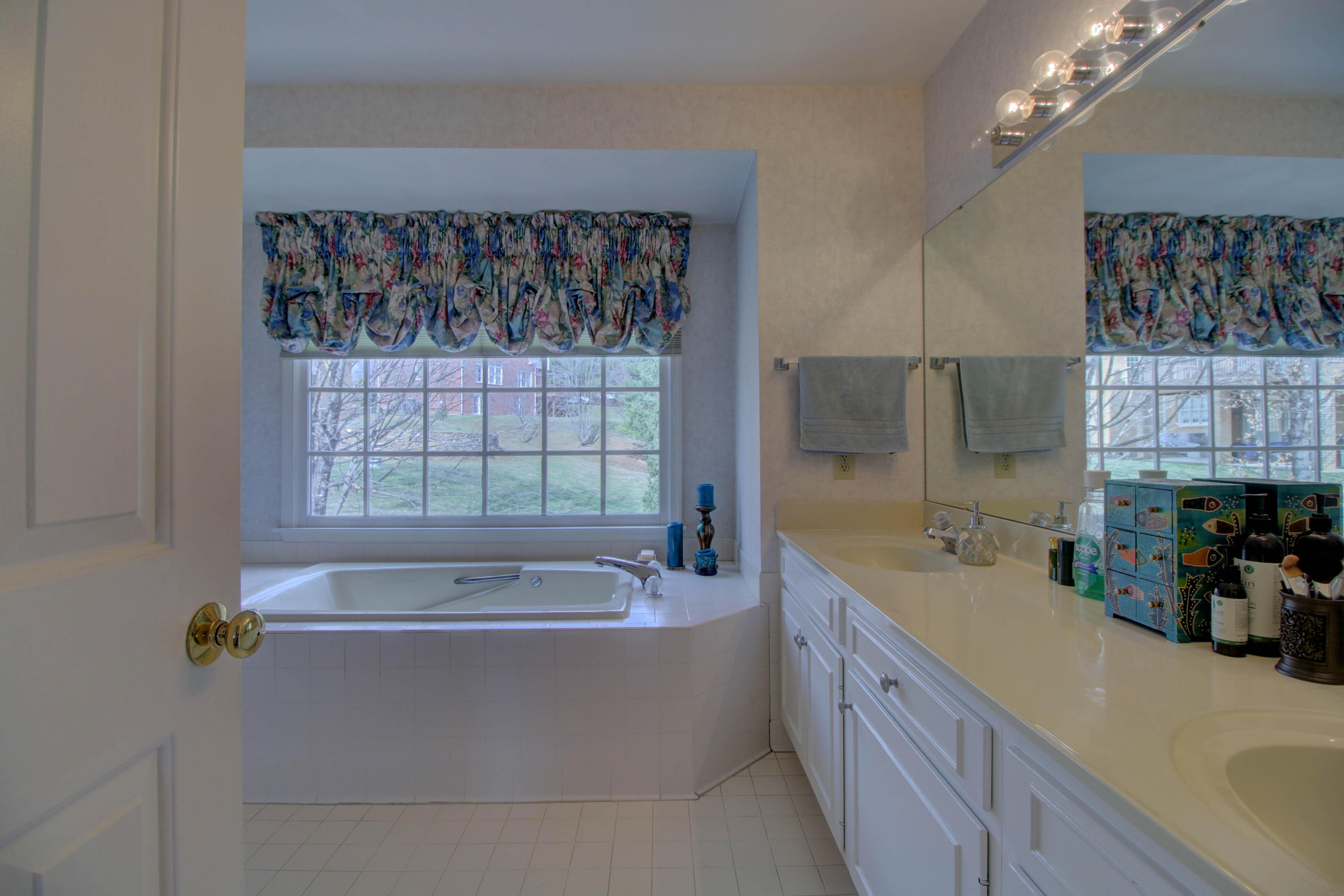 5901 Sulgrave Road Roanoke, VA 24018 - Photo 23 of 39 IMG_8964_65_66_67_68_69_70