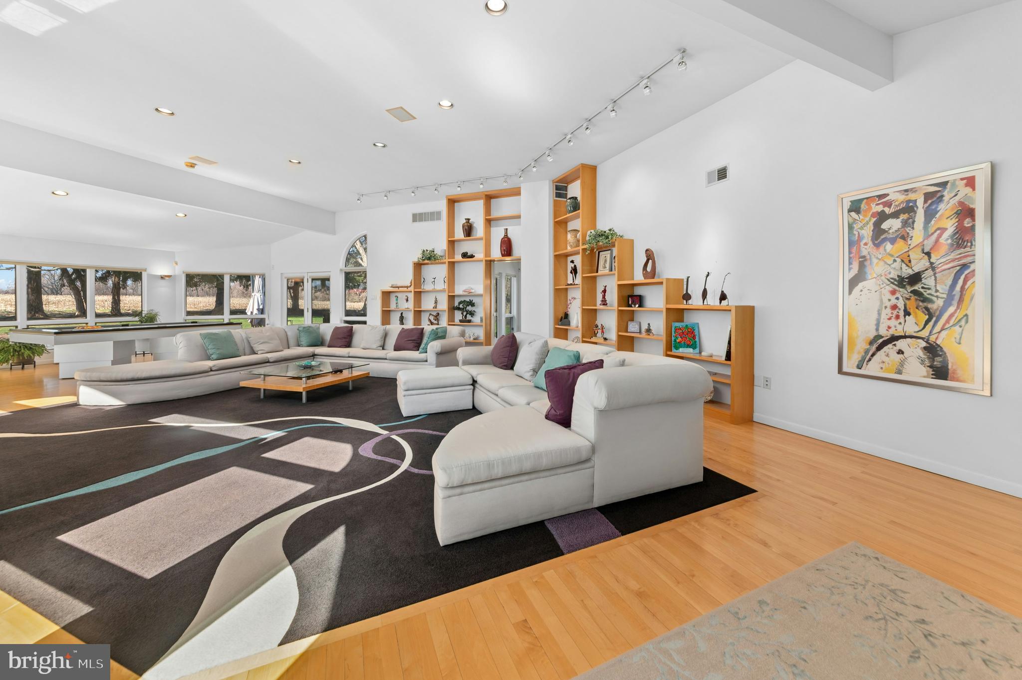 2334 Riverbend Road Allentown, PA 18103 - Photo 15 of 44