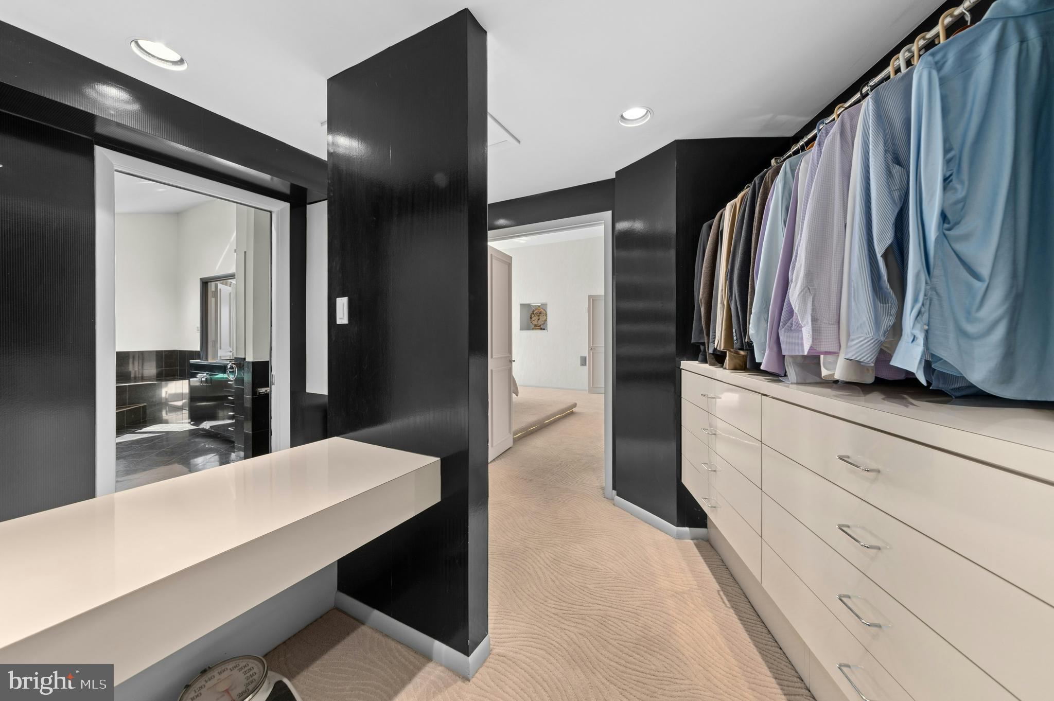 2334 Riverbend Road Allentown, PA 18103 - Photo 23 of 44