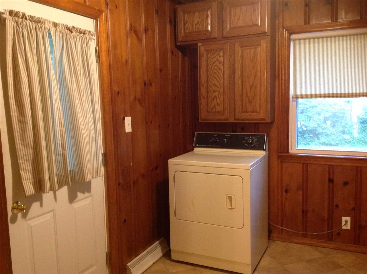 3906 Knollcrest Road Fort Wayne, IN 46835 - Photo 18 of 27 Gallery Image 18