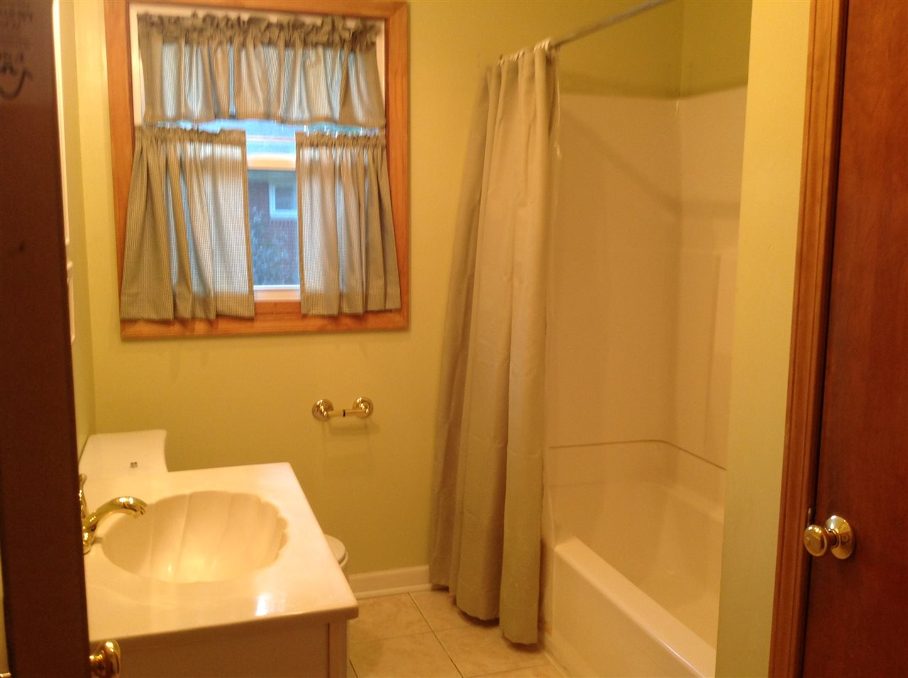 3906 Knollcrest Road Fort Wayne, IN 46835 - Photo 10 of 27 Gallery Image 10