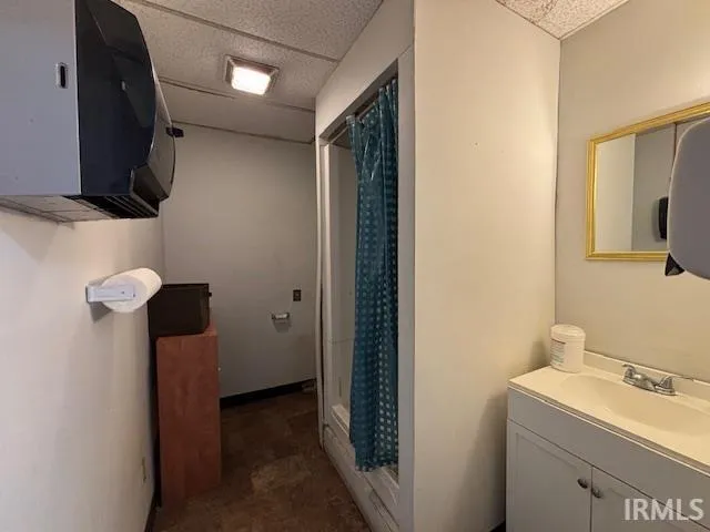 $84,900 | 906 North 10th Street, Vincennes, IN 47591