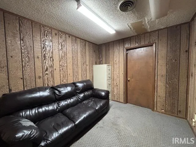 $84,900 | 906 North 10th Street, Vincennes, IN 47591